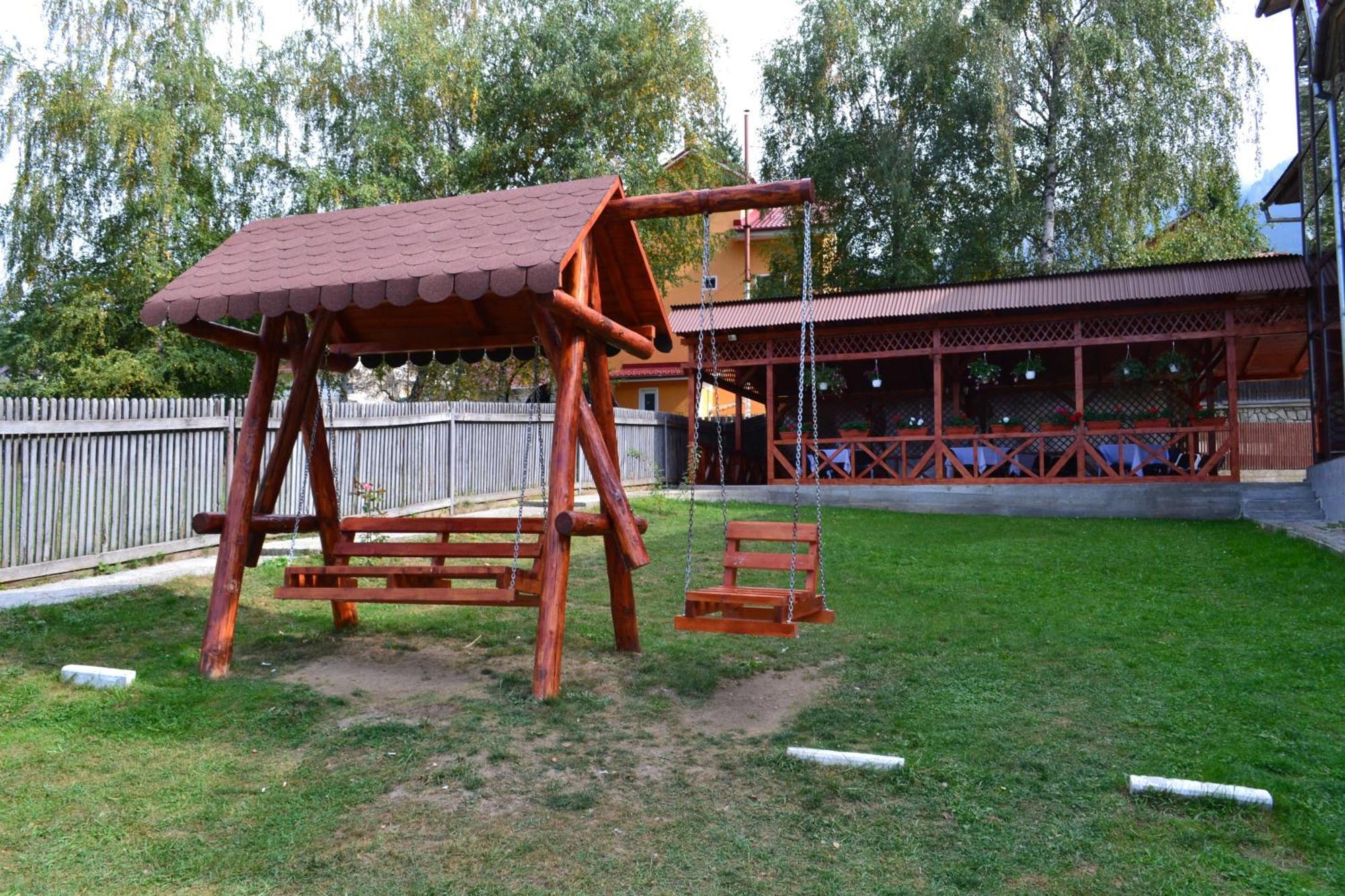 Vila Cristina Ceahlau Bagian luar foto